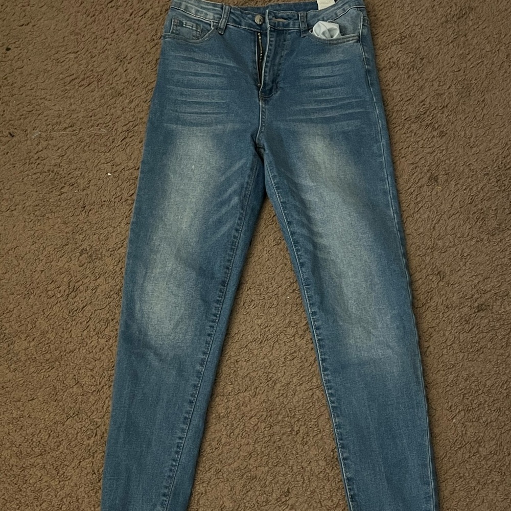 Womens High Rise Cuff Jeans